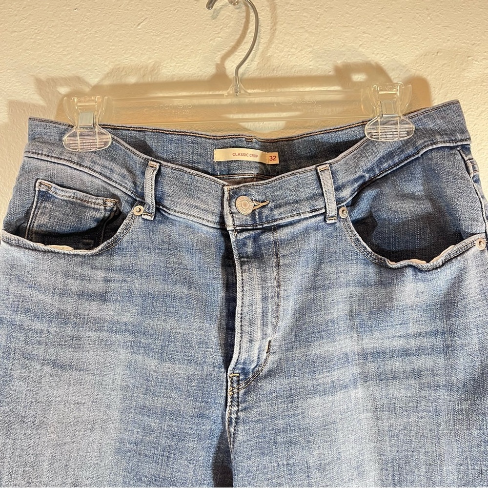 Levi's Women's Classic Crop Blue Jeans - Size 14 / W32 Elastane Retro - Picture 4 of 15